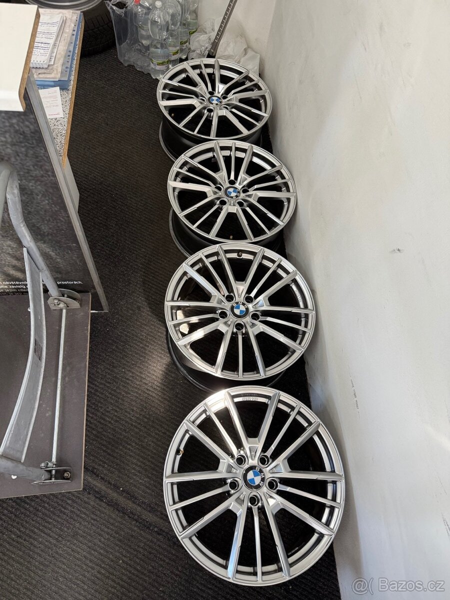alu kola r19 5×120 na BMW (E90, E91, E92, E93)