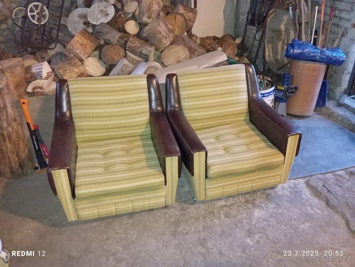 Křesla na chatu ci chalupu