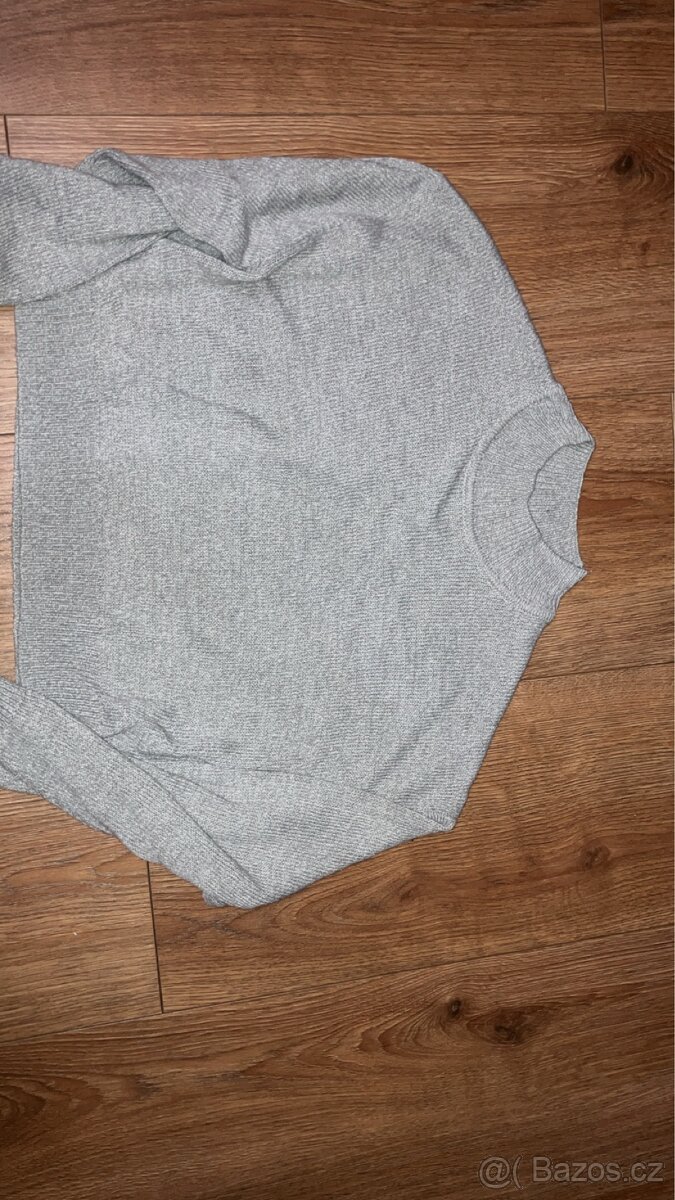 Dámský šedý svetr