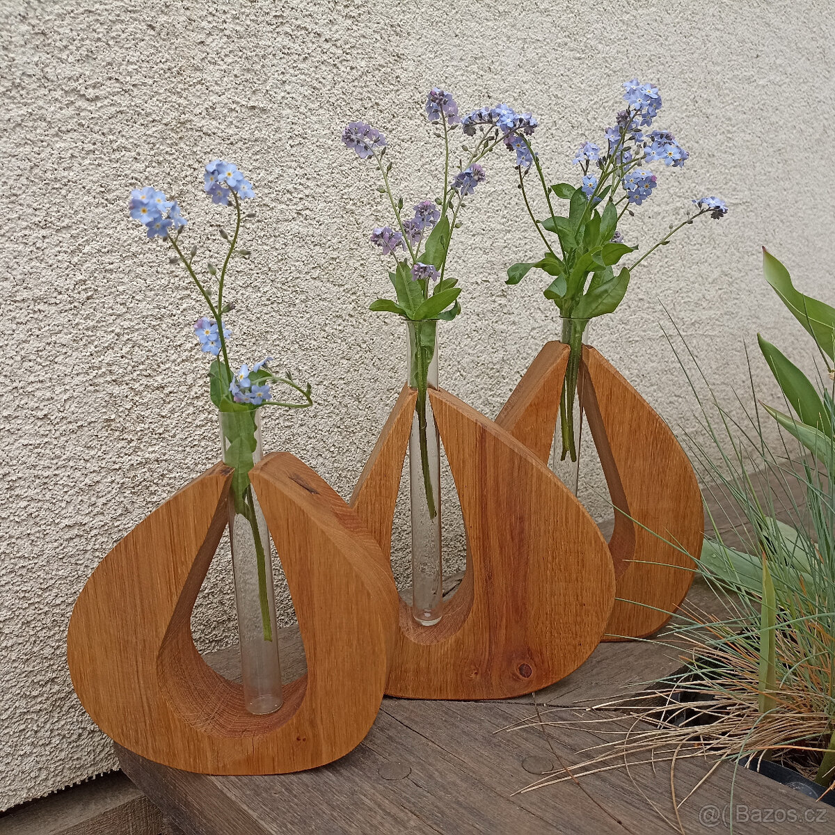 Vázička se zkumavkou