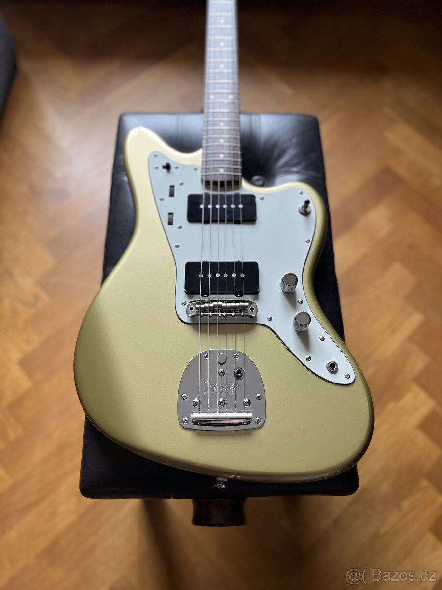 Fender JM-66 Jazzmaster MIJ Aztec Gold