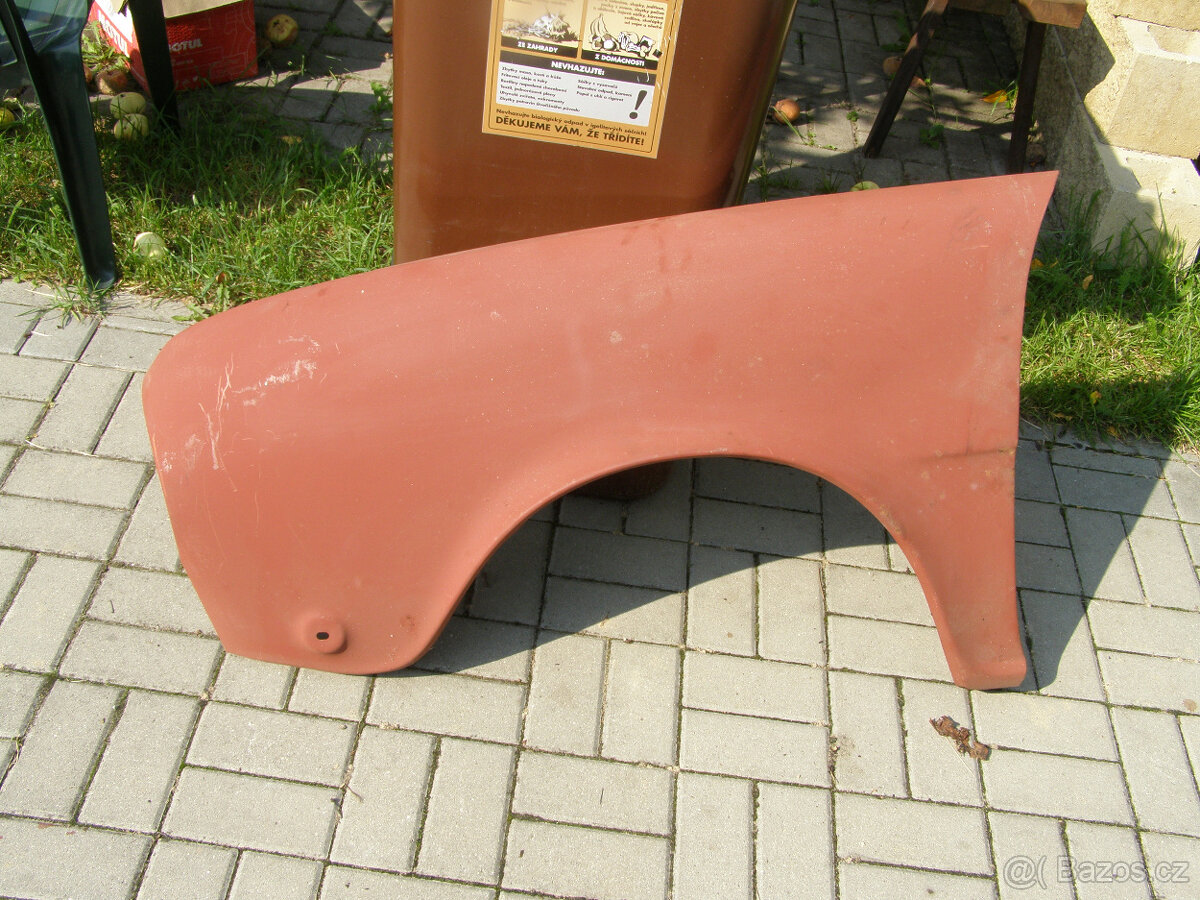 Přední blatníky Škoda 100