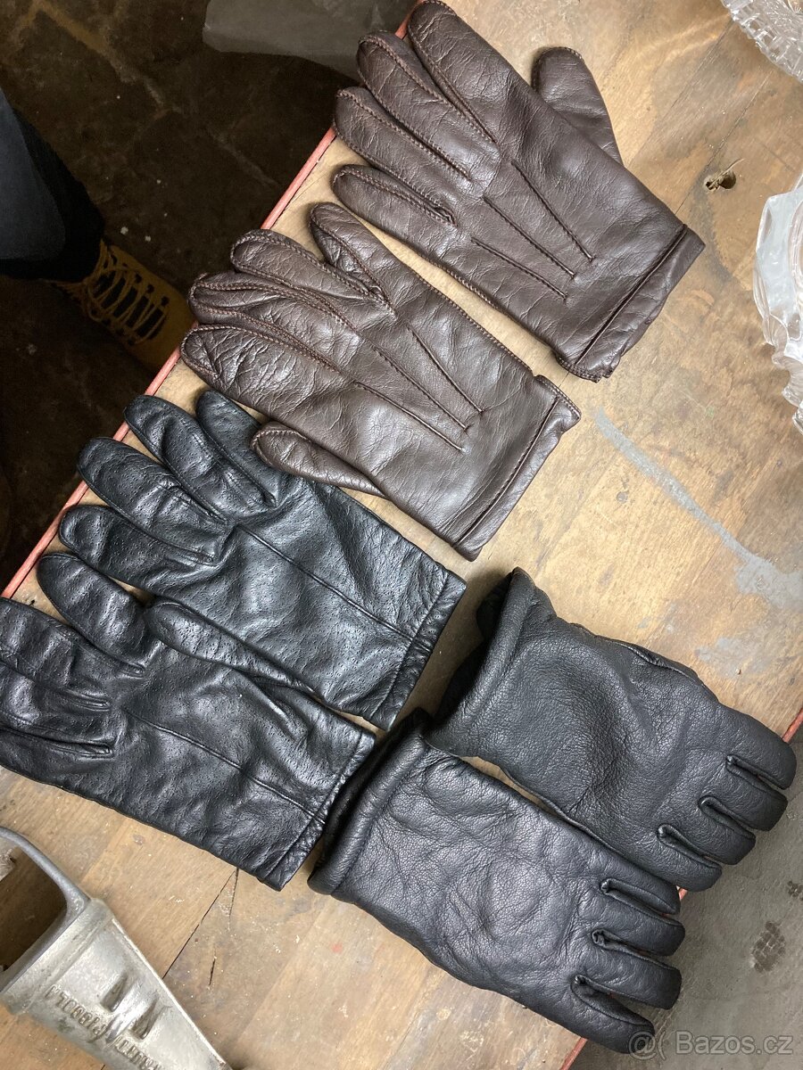 3páry kožených rukavicí