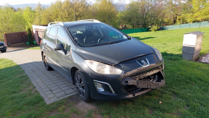 Peugeot 308 combi 1.6HDI Rok-2012