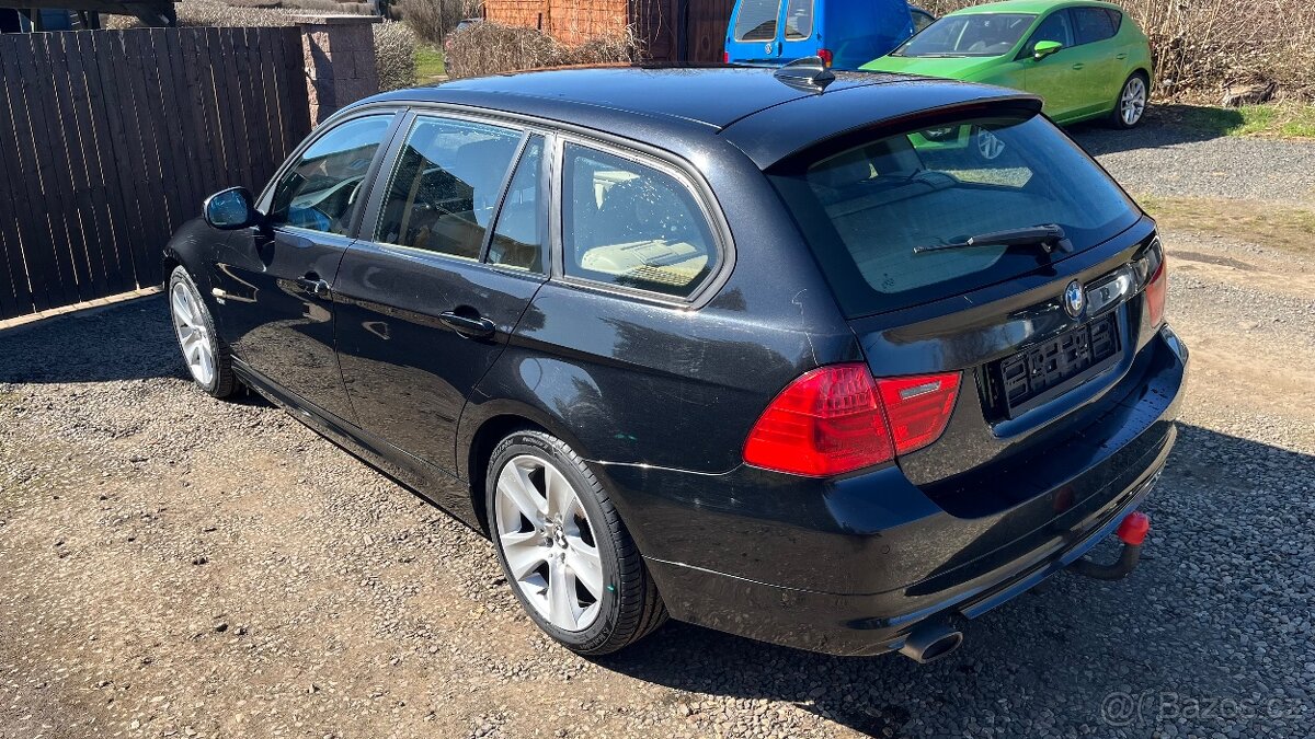 BMW 320d. XDRIVE SERVISNÍ KNIHA
