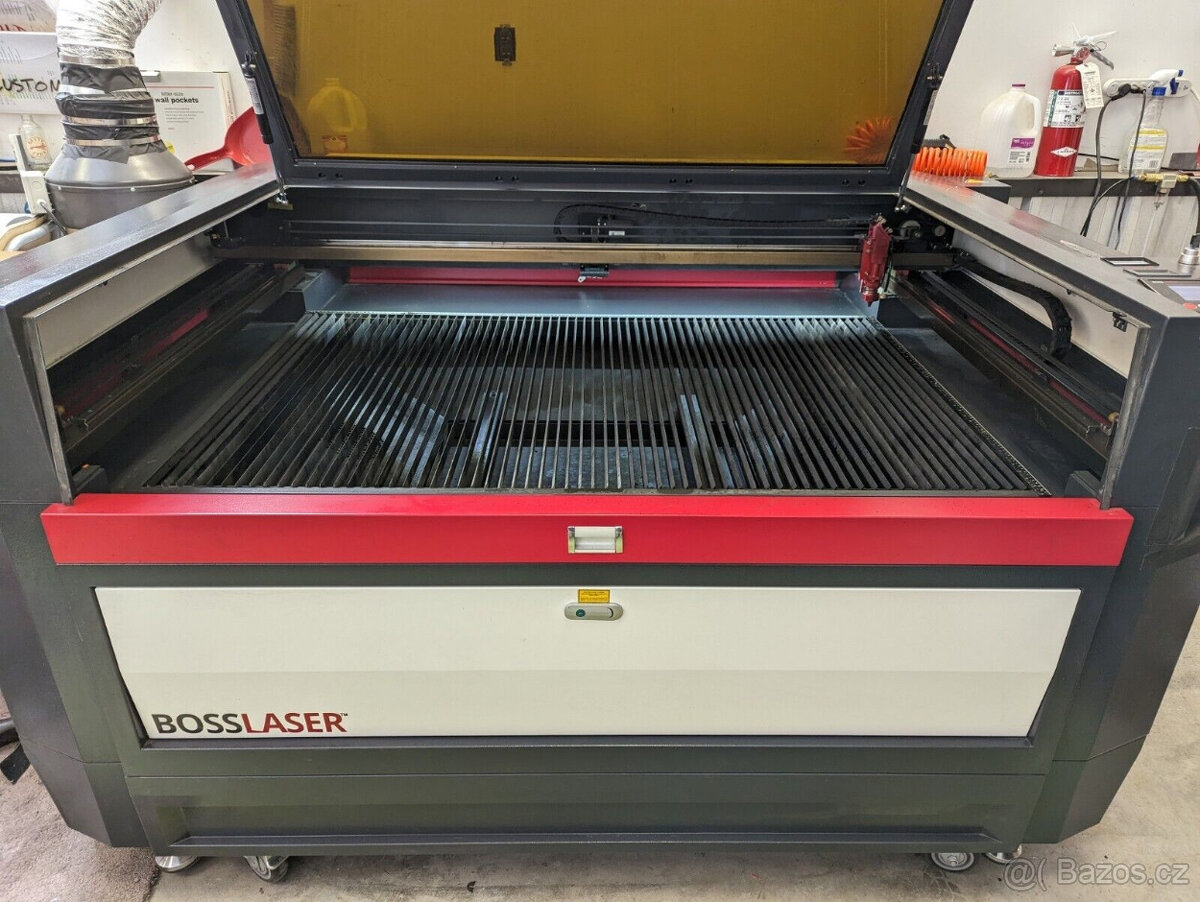 150wattový CO2 laserový řezací a gravírovací stroj Boss Lase