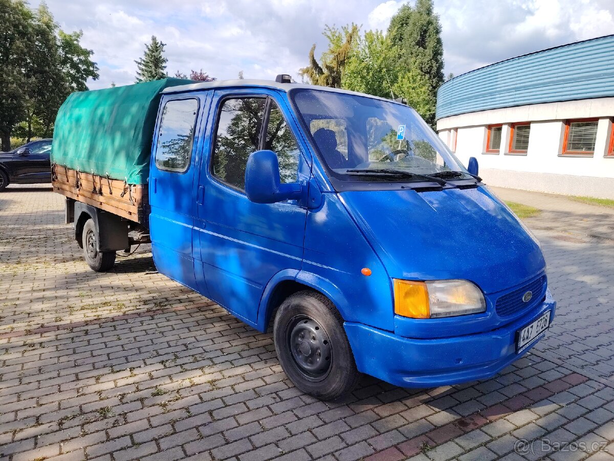 Prodám Ford transit valník double Cab 6 míst