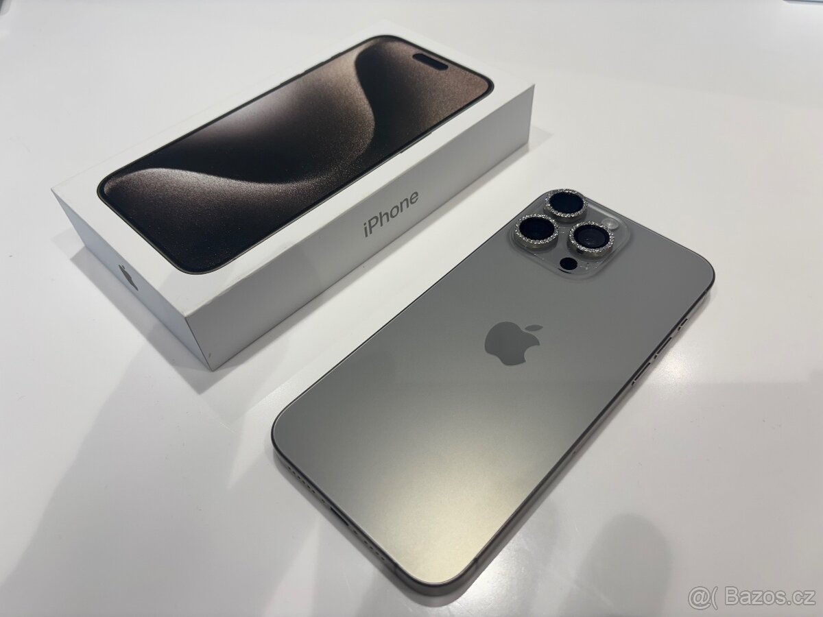 Apple iPhone 15 Pro Max 256GB, Natural Titanium + Kryty