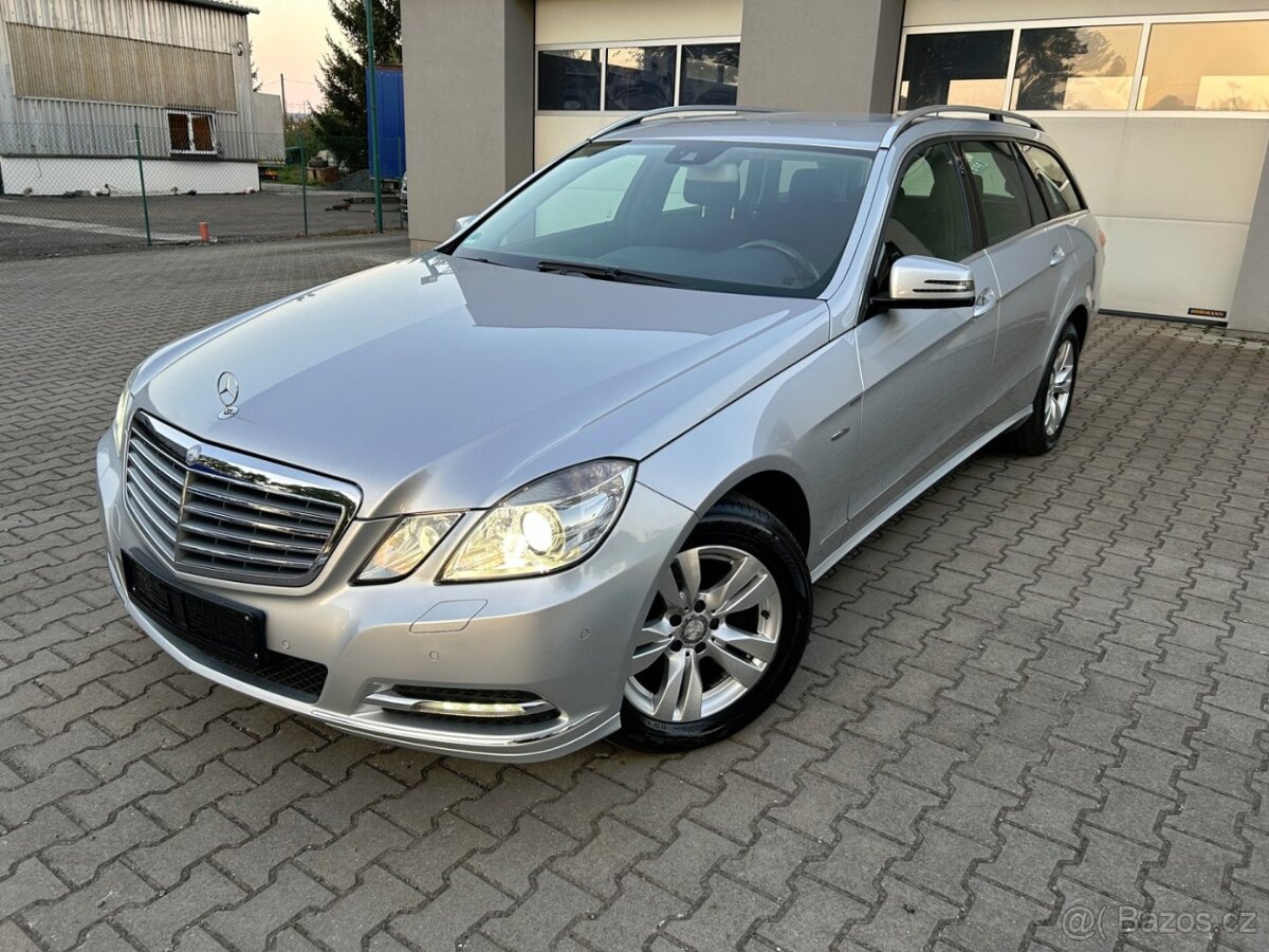 Mercedes-Benz E 200 CGI W212 KOMBI AUTOMAT BENZIN