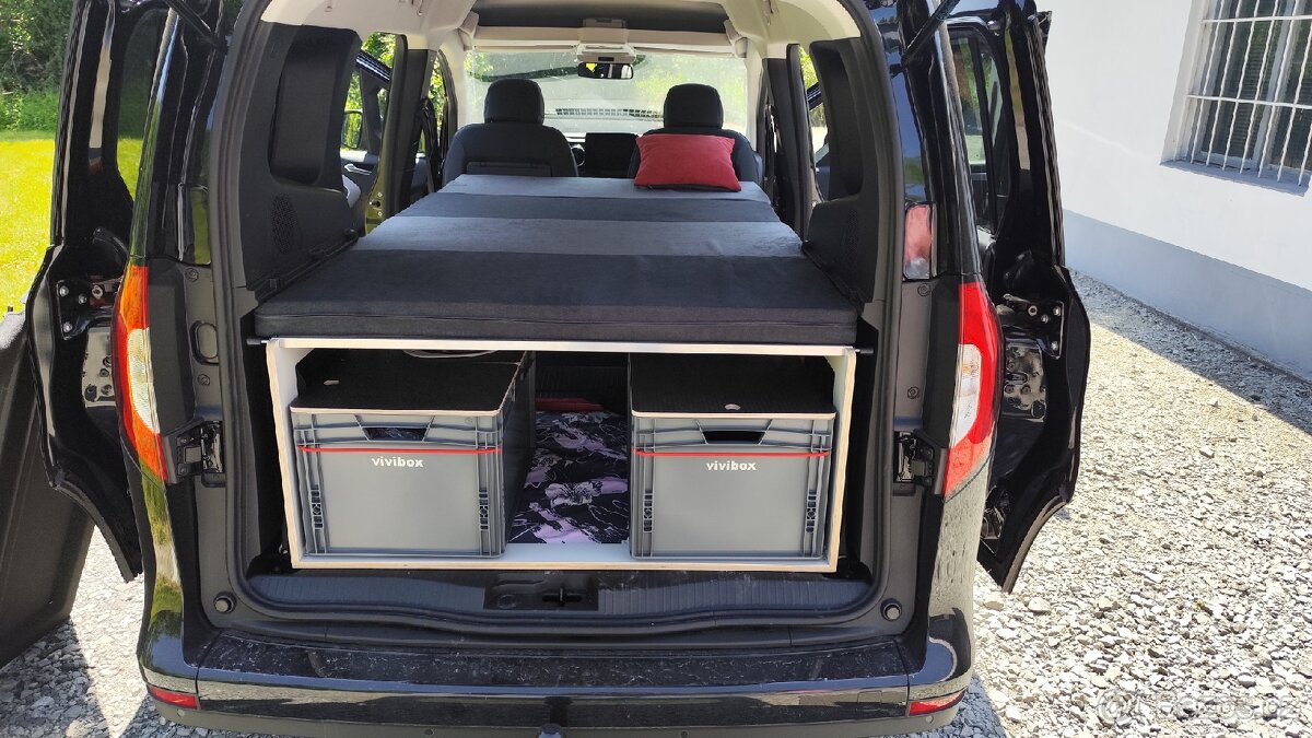 Spací vestavba vivibox M BED