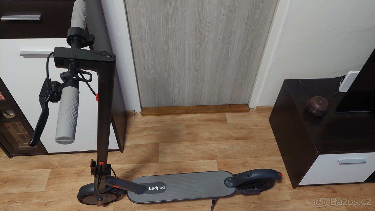 Elektrokoloběžka