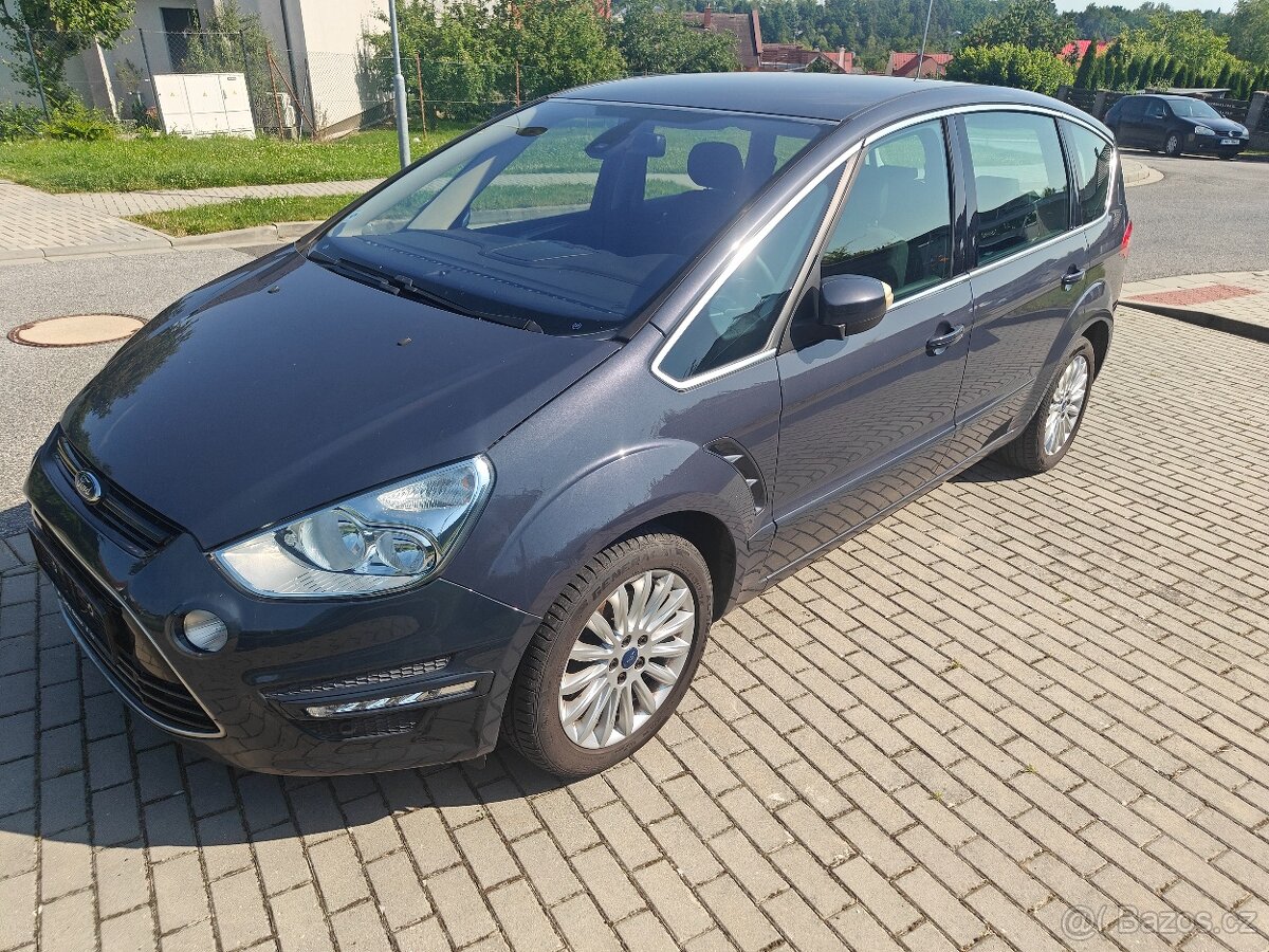 Ford S-MAX 2.0 TDCi 7 místne