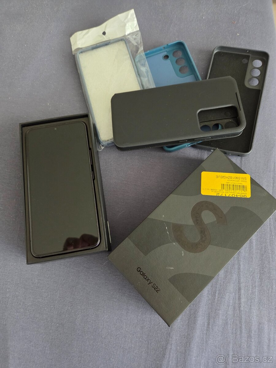 Samsung Galaxy S22 256GB / 8GB RAM Black