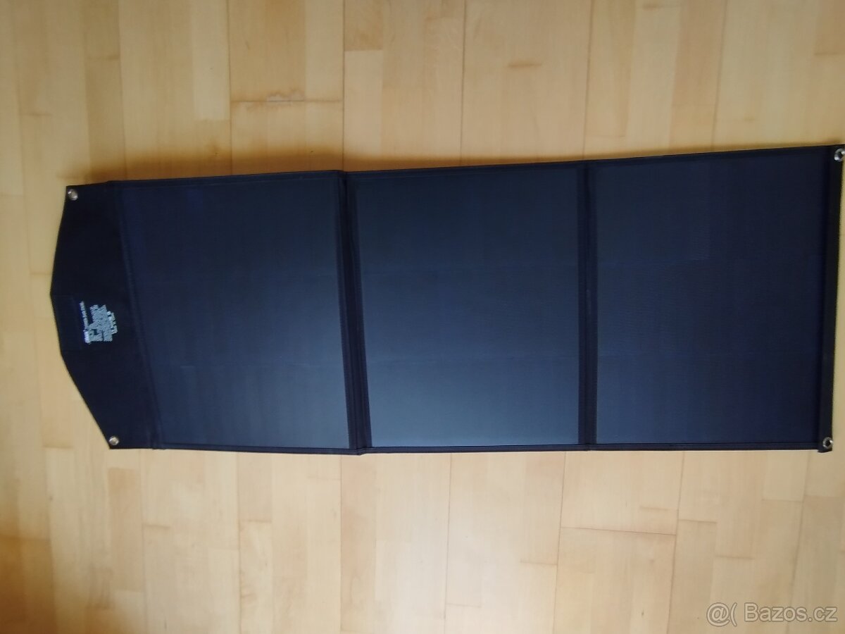 Skládací solarní panel 150W