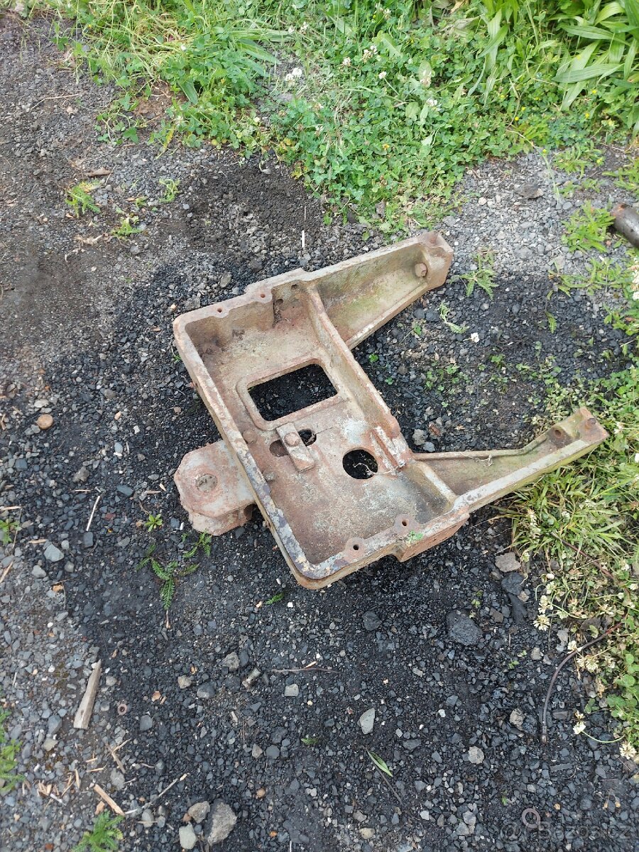 Litinová vana zetor