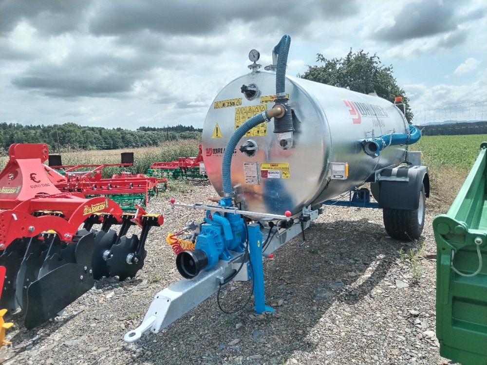 Cisterna 4.000l WALMET - PAW 140