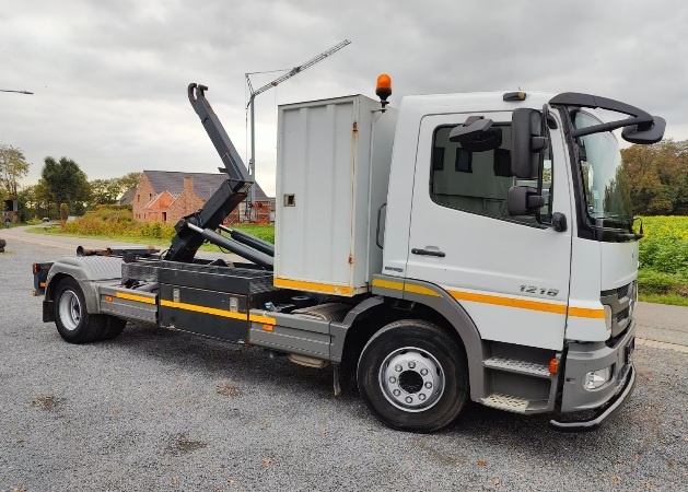 Mercedes Benz Atego 1218 4x2 HNK