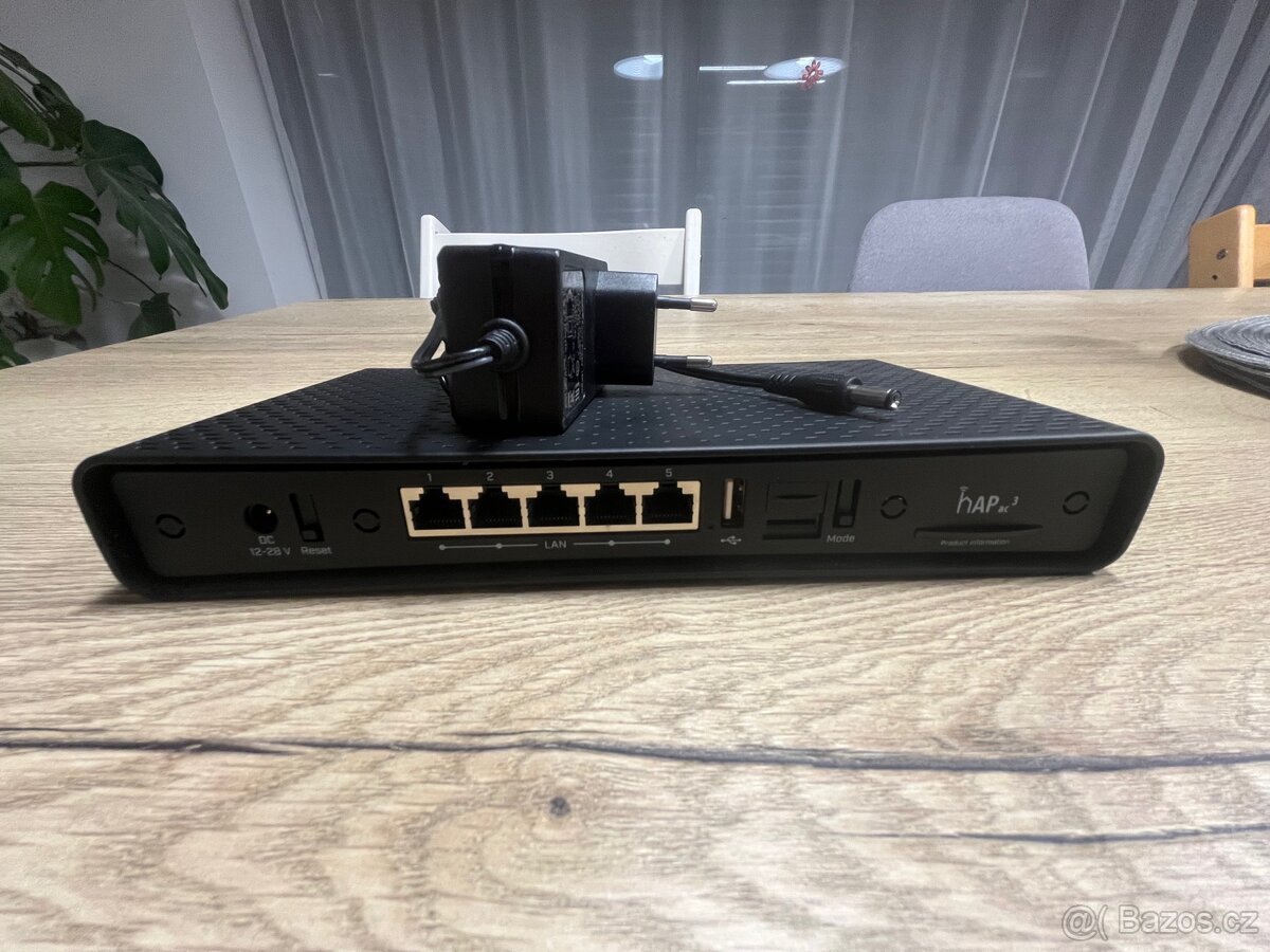 MikroTik hAP ac³ LTE6 kit