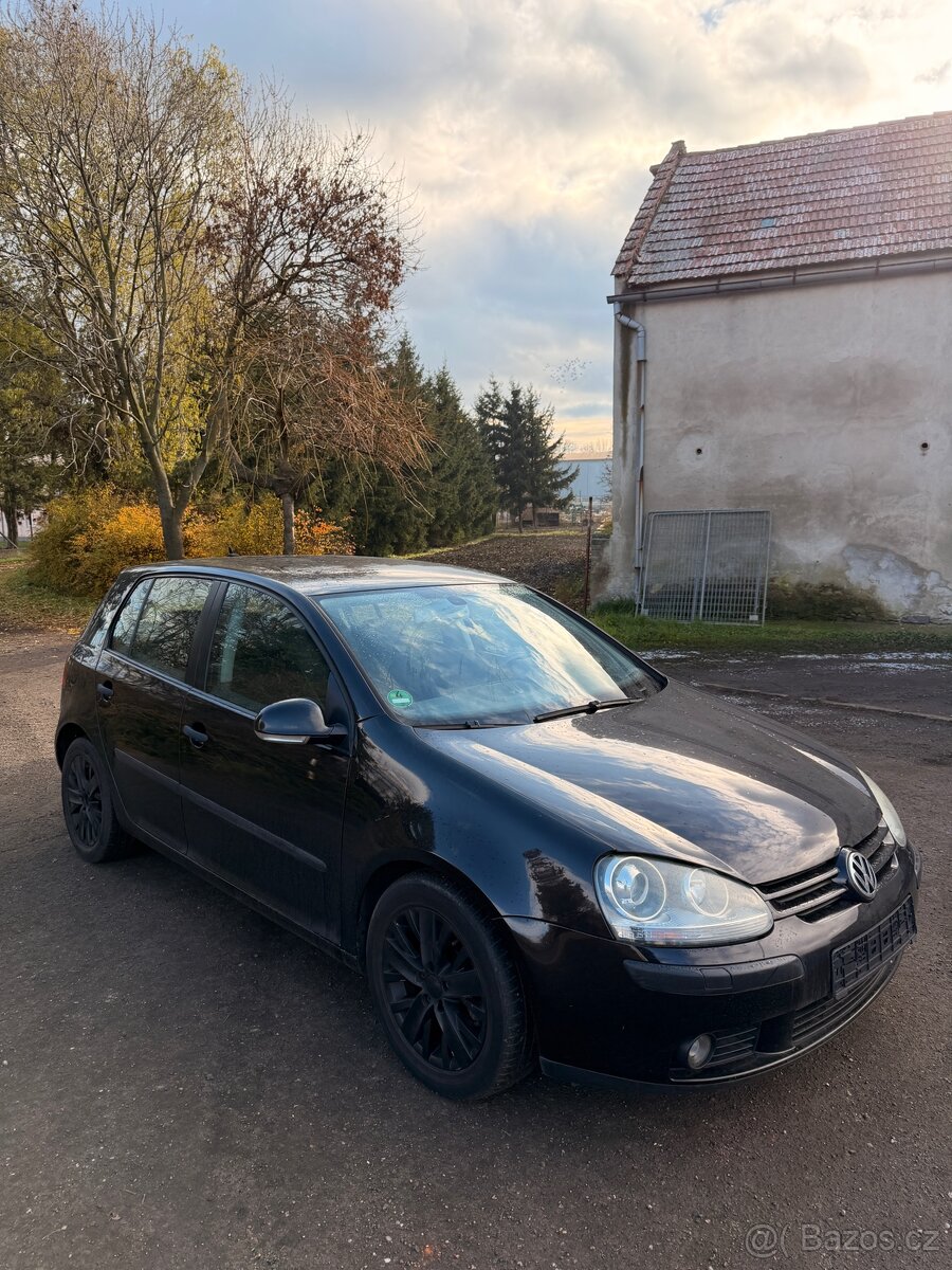 Golf 5 1,6 FSI webasto, bez rzi.
