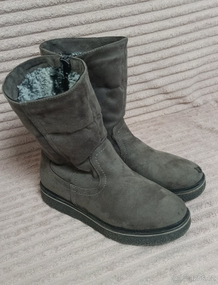 Semišové, kožené boty dětské vel. 34