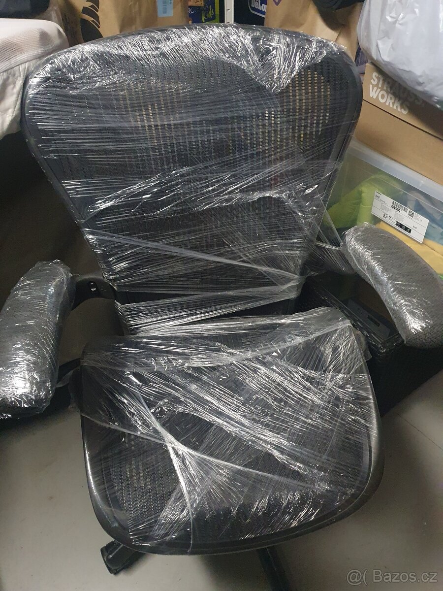 Herman Miller Aeron – velikost B