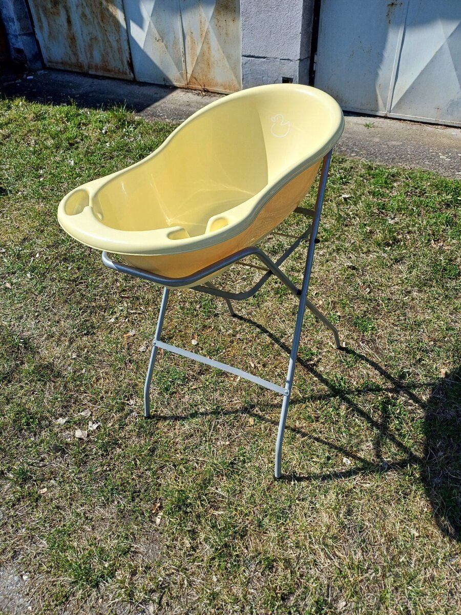 Koupací vanička + rozkládací stojan