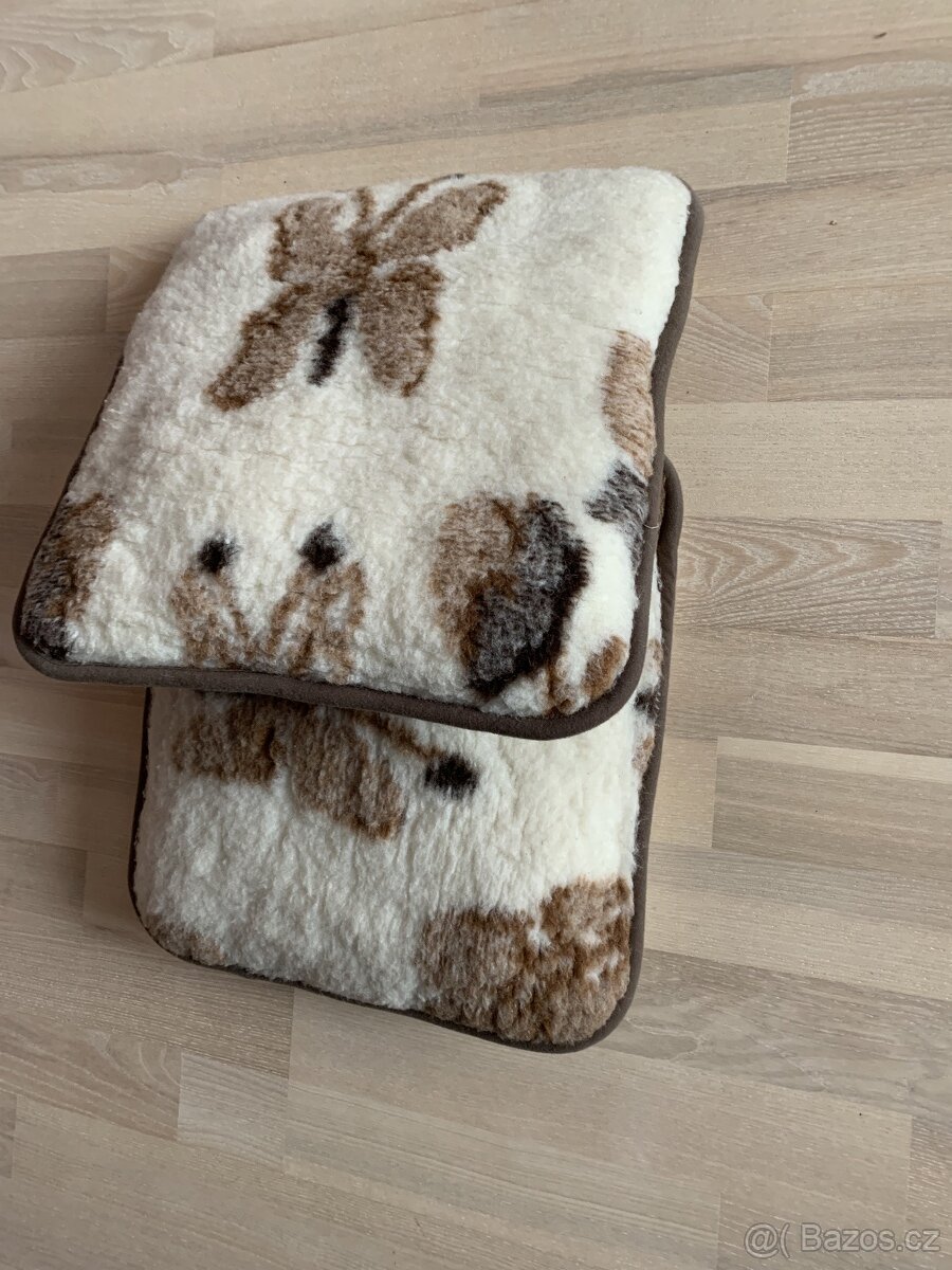 Polštáře z ovčí vlny