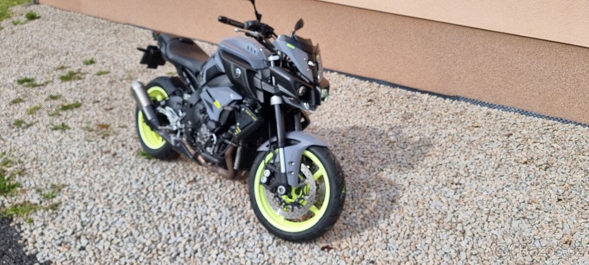 Yamaha MT 10