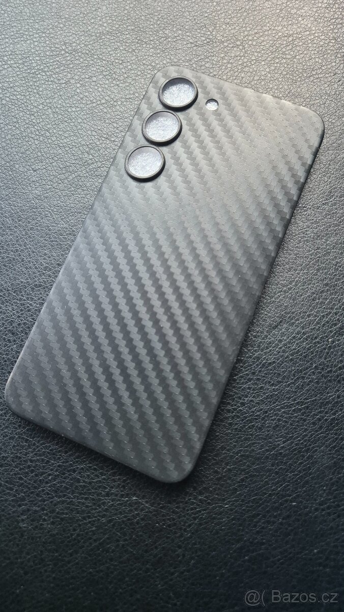 Samsung galaxy S23  carbon cover