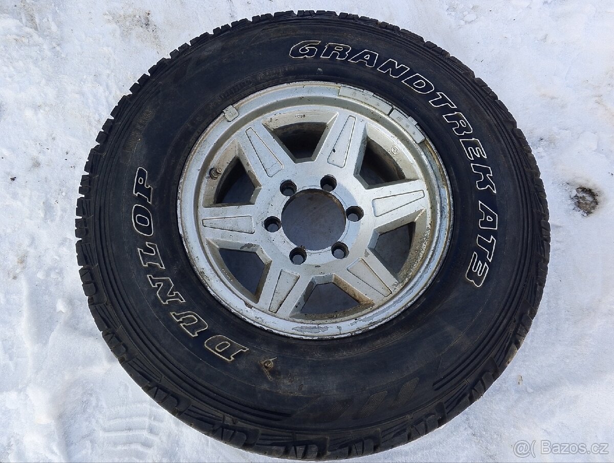 ALU kola Nissan Terrano 6x139,7 pneu 235/75 r15