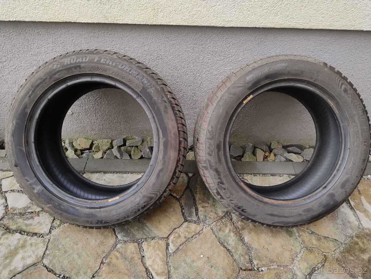 Letní pneu 215/55 R16