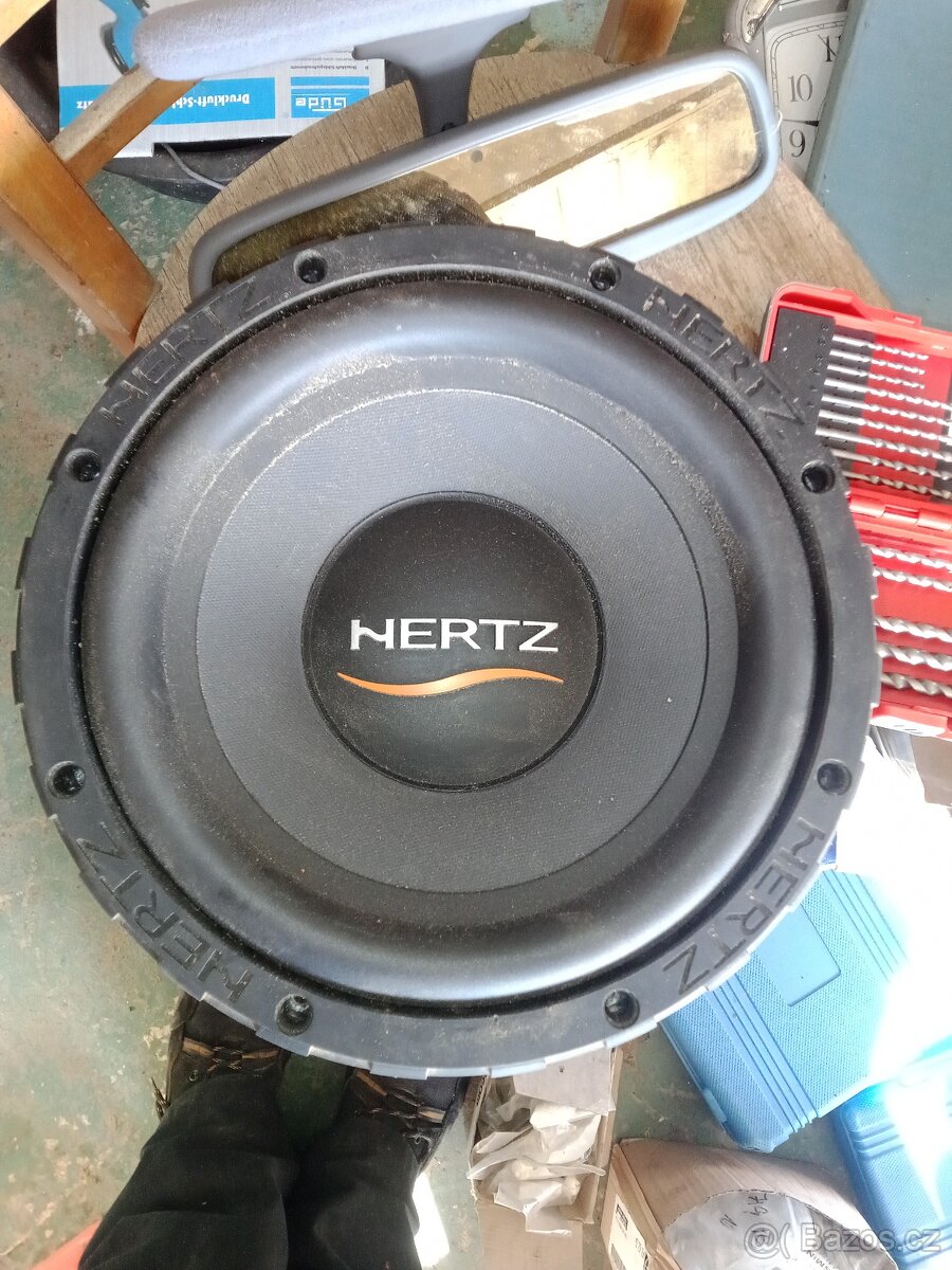Subwoofer HERTZ HX 250 D 900W