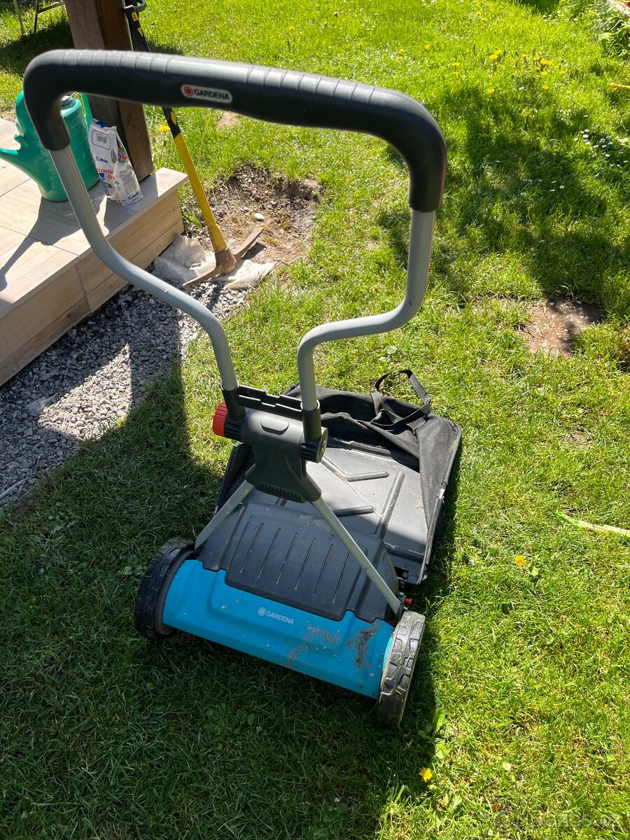 Vřetenová sekačka GARDENA Comfort 400 C, šířka řezu: 40 cm