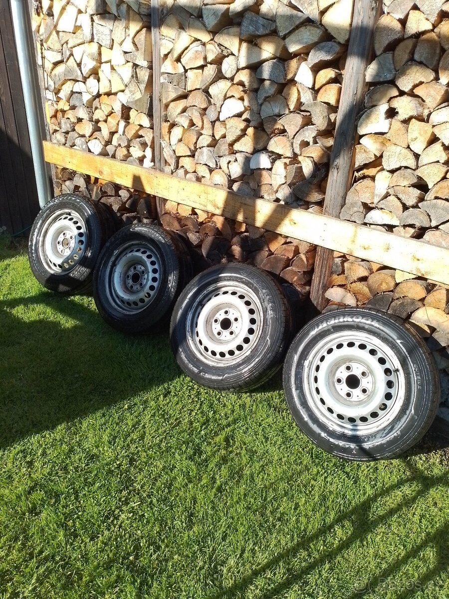 205/65R16c kompletní kola vw T5-T6 7H8601027A