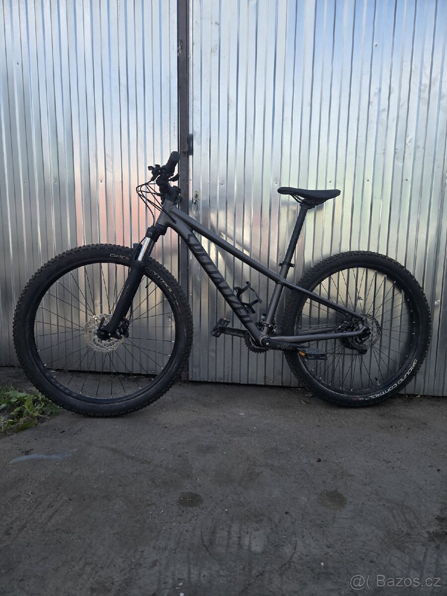 Horské kolo Specialized