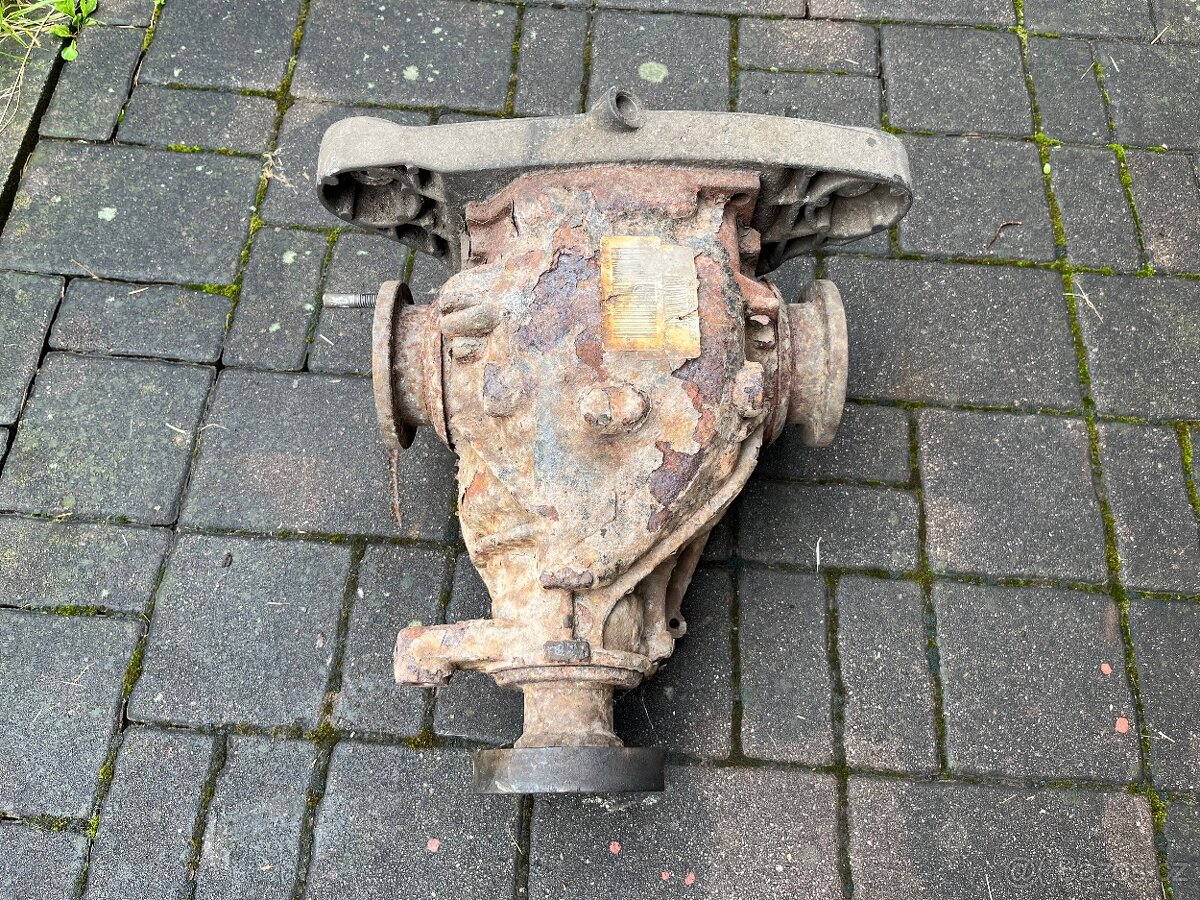 Diferenciál Bmw e39 525d/530d manuál 2,35