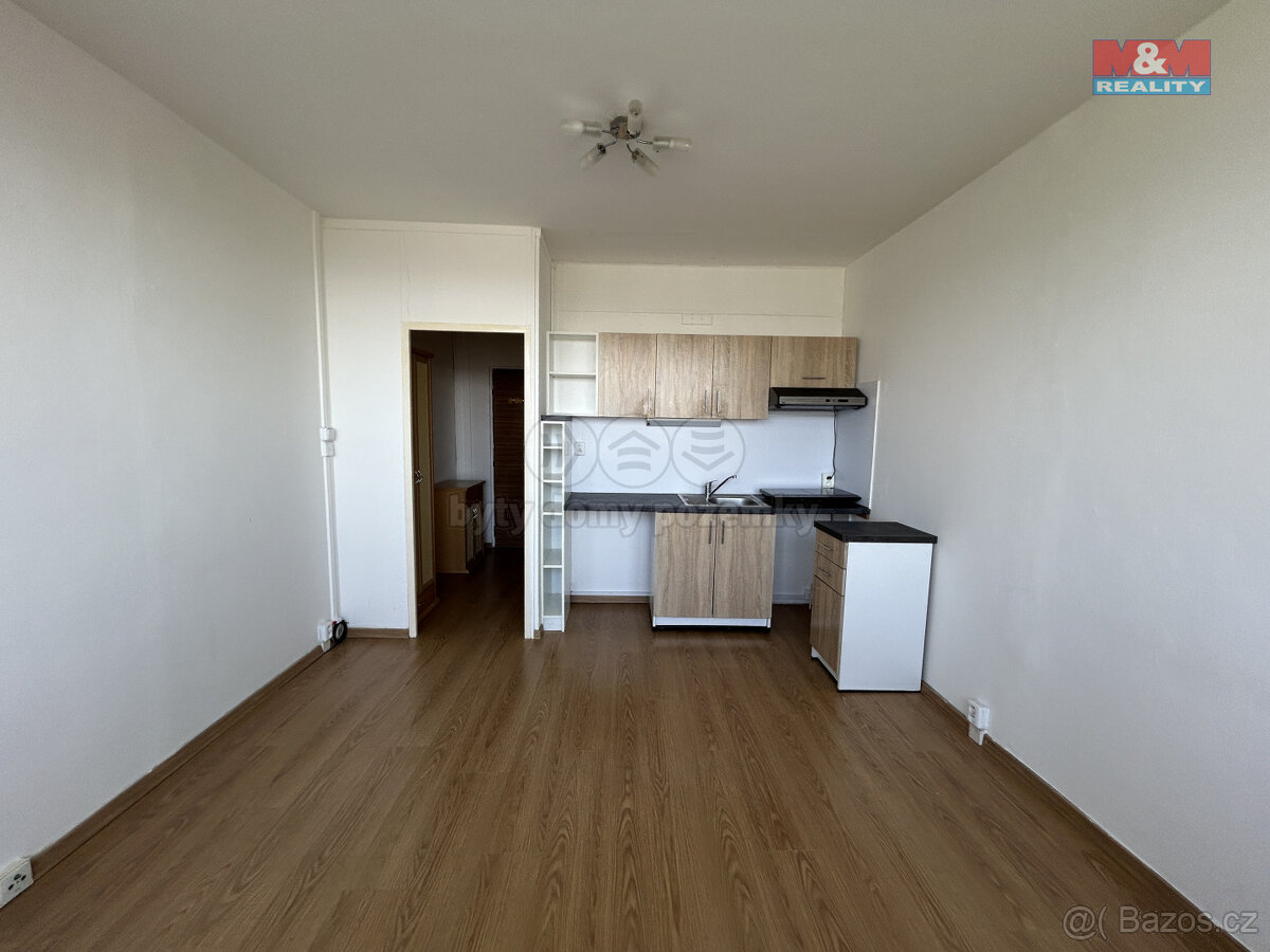 Pronájem bytu 1+kk v Ústí nad Labem, ul. Malátova