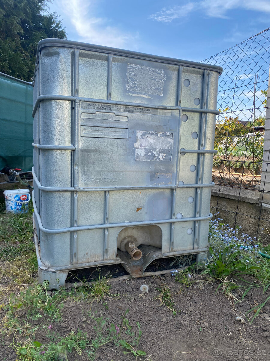 PRODÁM IBC 1000l