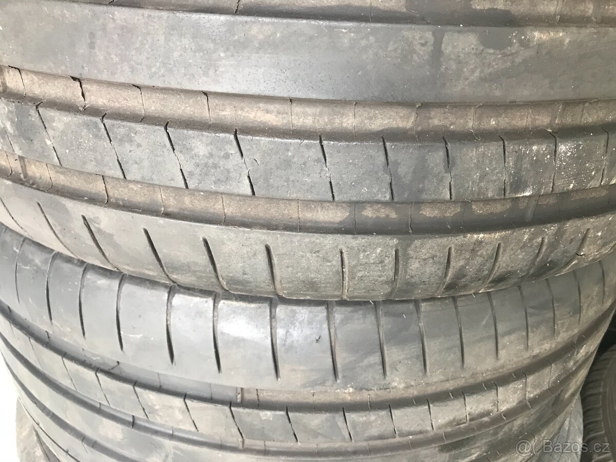 Letní pneu 205/55/16 čtyři kusy Continental