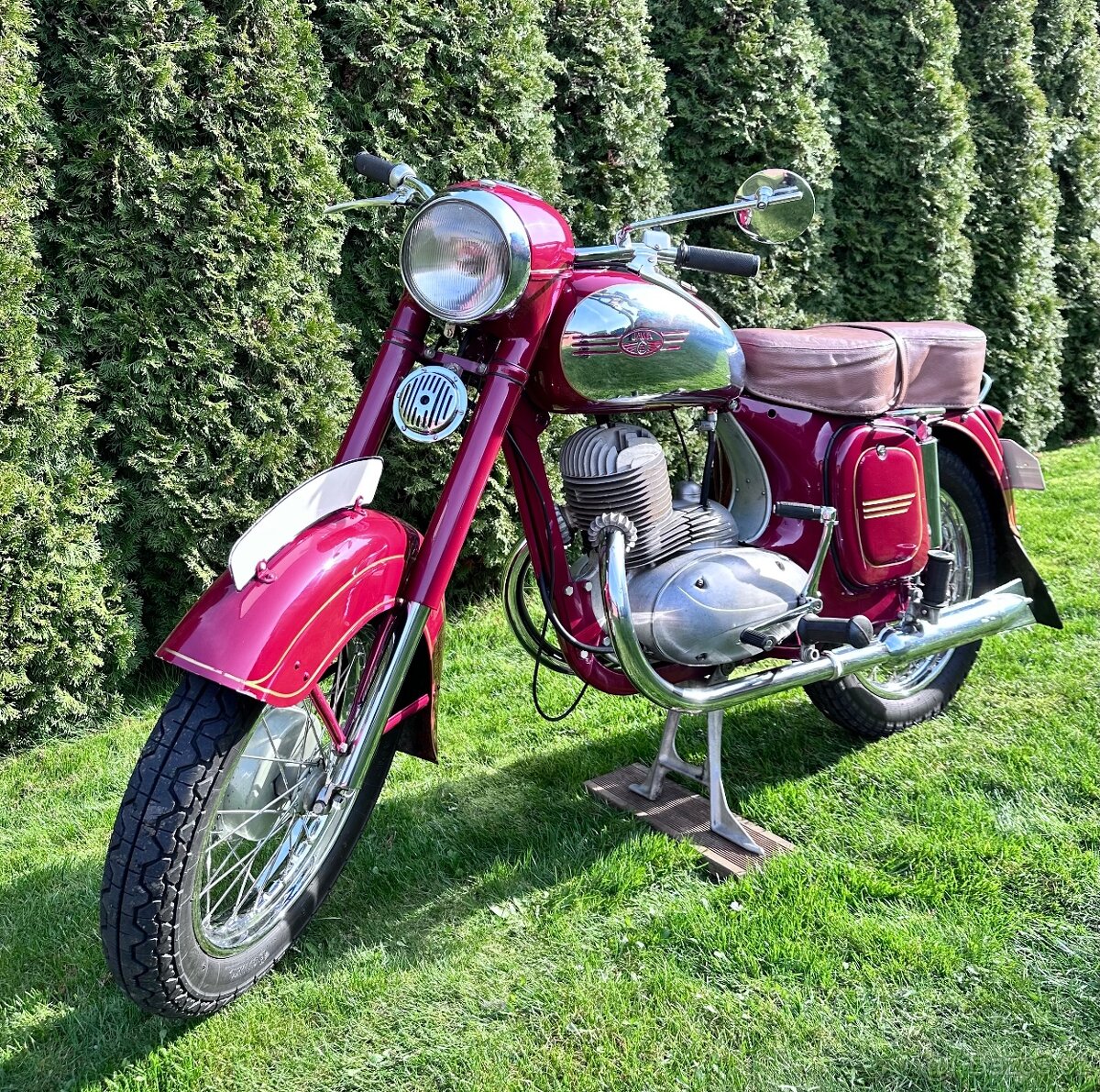 Jawa 250 Půlbuben