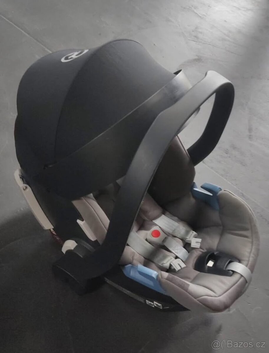 Dětská sedačka Cybex 0-13 kg šedá + Isofix