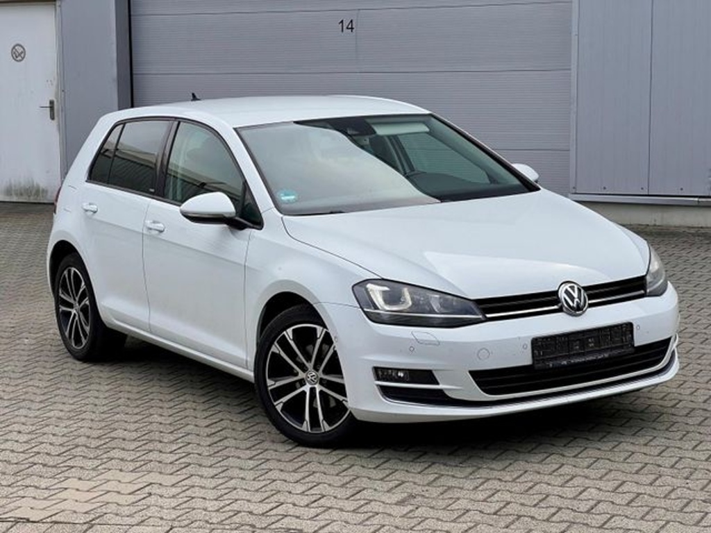 Volkswagen Golf VII Lim. Allstar BMT Xenon (č.1110)