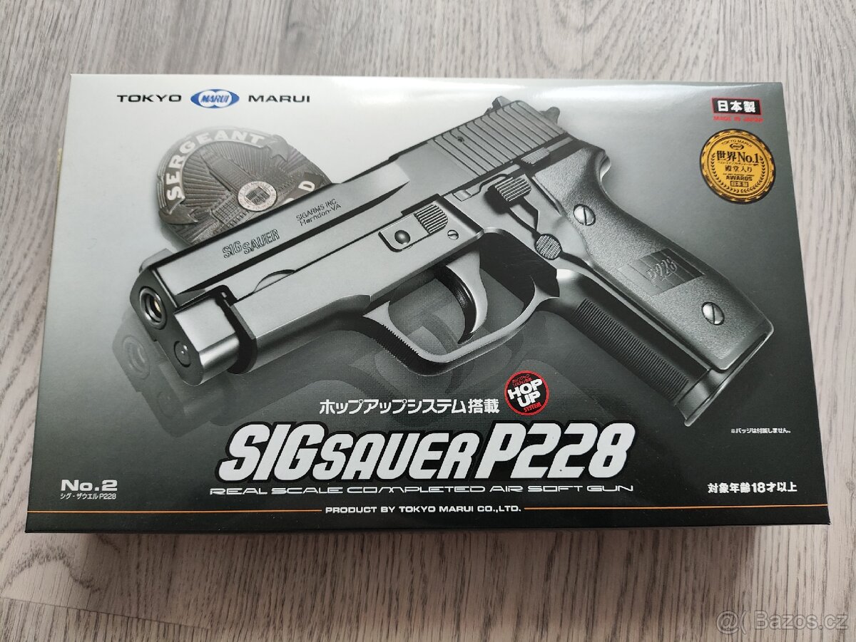 Manuální airsoftová pistole