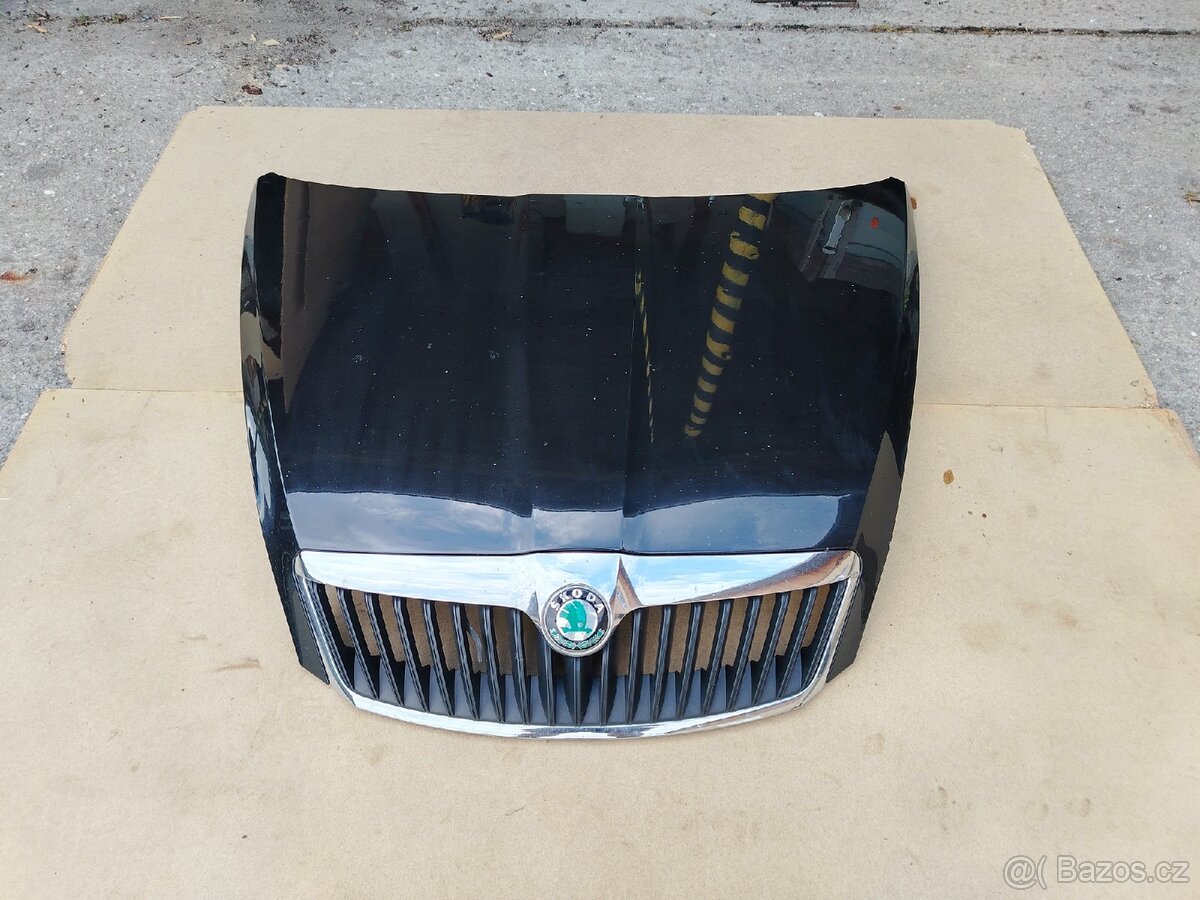 Kapota s maskou Škoda Octavia 2