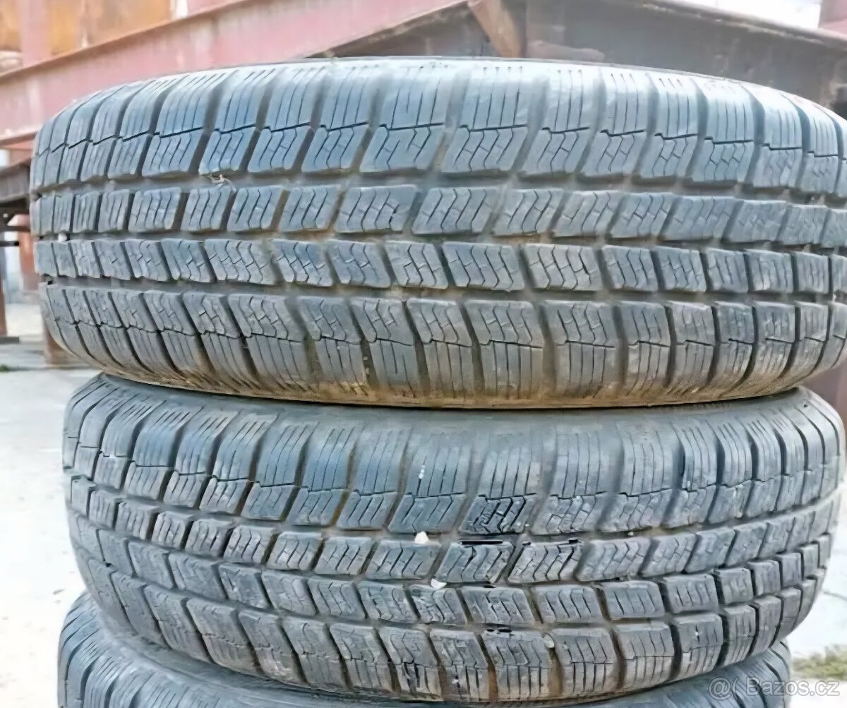Zimní pneu 155/70 r13