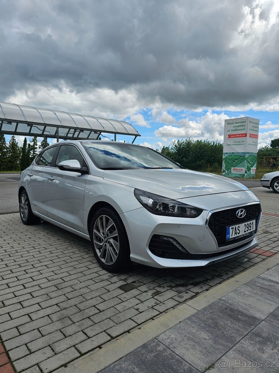 Hyundai i30 fastback 1.0 tgdi 88kw 2019