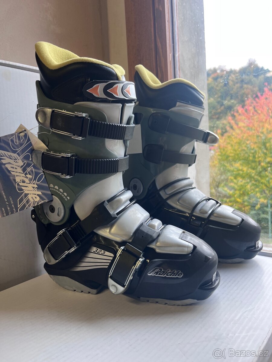 Nové boty na snowboard Raichle SB 323 - vel. 25