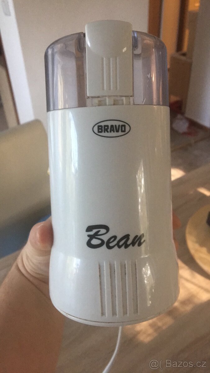 BRAVO Kávomlýnek Bean B-4307