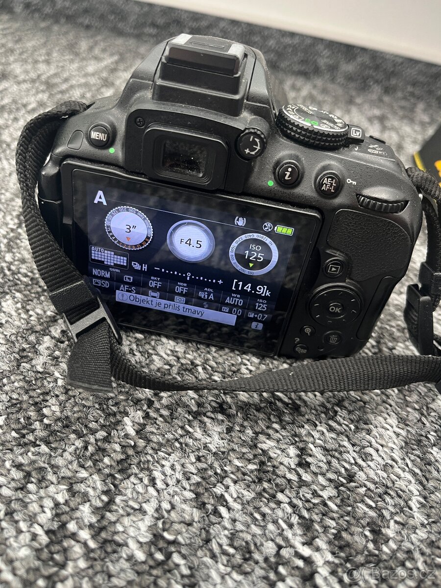 Nikon D5300 s objektivem 18-105 mm