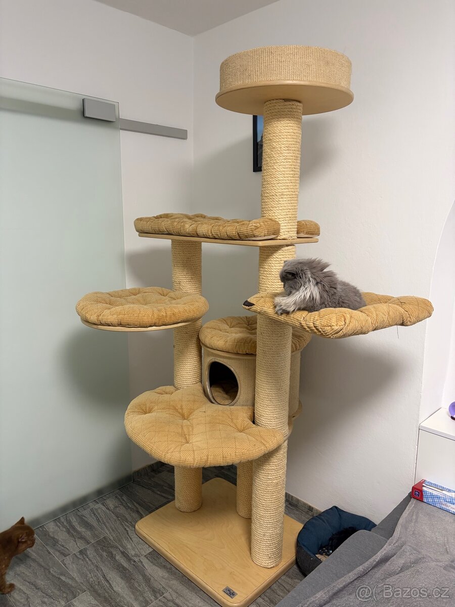 ŠKRÁBADLO pro kočky
